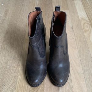 Frye Madeline Short Boot/Bootie, in smoke